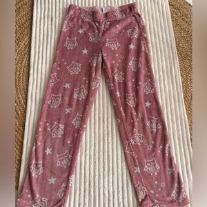 secret treasures/ pajamas/ pink